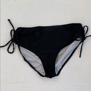Black Swim Bottoms!!